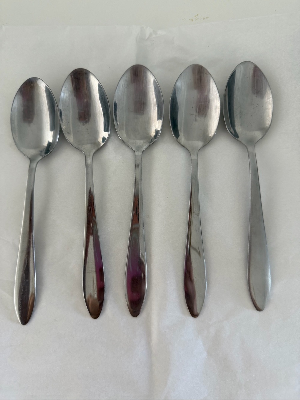 Oneida Stainless Steel Teaspoons - Polished Silver Set of 5